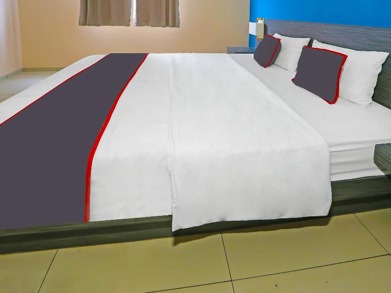 Super Oyo Townhouse Oak Ht Fiducia Pondok Gede - Oda