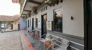 Formerly RedDoorz Syariah near Ciledug Station fotoÄŸrafÄ±