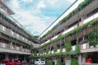 Hotel Lestari by ZUZU otel fotoğrafı