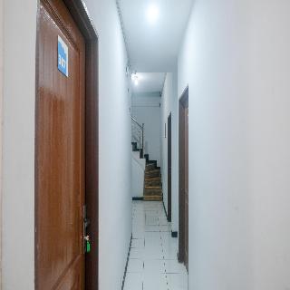 Formerly RedDoorz @ Jalan Brigjend Katamso Medan 2 fotoÄŸrafÄ±