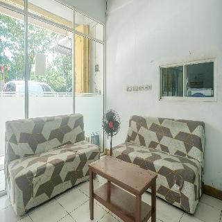 Formerly RedDoorz @ Jalan Brigjend Katamso Medan 2 fotoÄŸrafÄ±