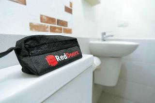 Formerly RedDoorz near CitraLand Gama City Medan fotoÄŸrafÄ±