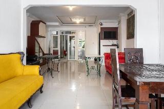 Formerly RedDoorz Manhattan Times Square Medan 2 fotoÄŸrafÄ±