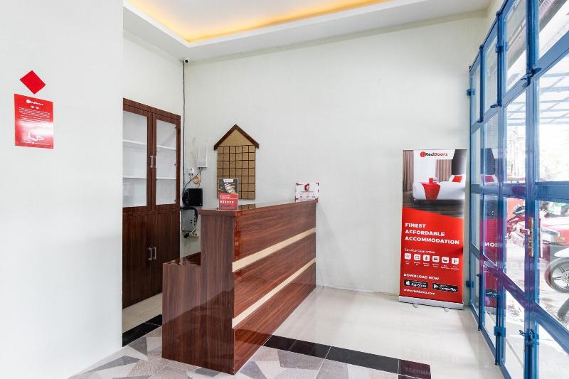 Formerly RedDoorz near Medan Amplas - Lobi