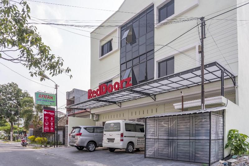 Formerly RedDoorz Syariah Stadion Teladan Medan - Genel