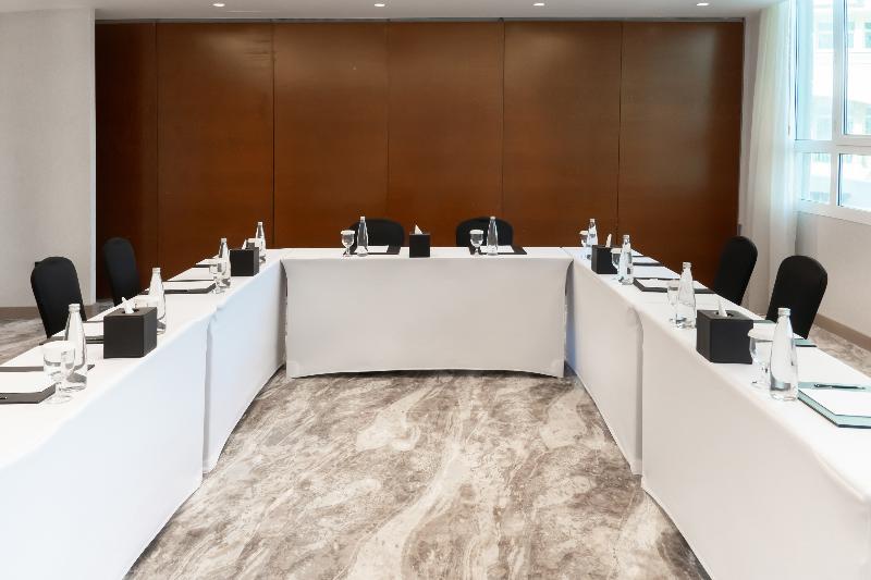 Swissotel Al Murooj Dubai - Toplantı