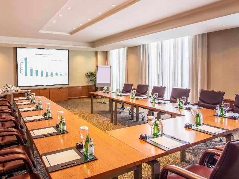 Swissotel Al Murooj Dubai - Toplantı