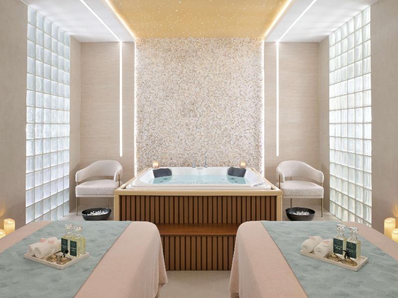 Swissotel Al Murooj Dubai - Aktivite