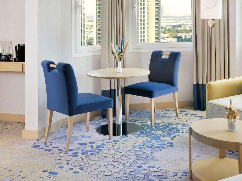 Swissotel Al Murooj Dubai - Oda