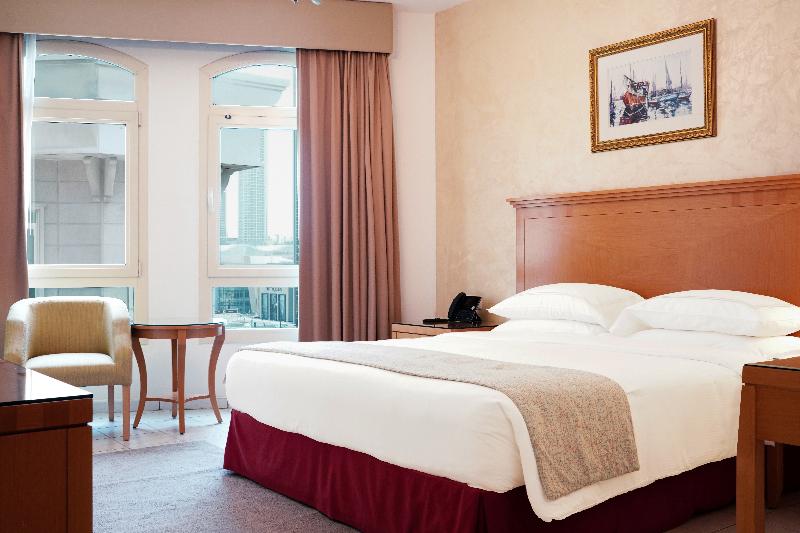 Swissotel Al Murooj Dubai - Oda