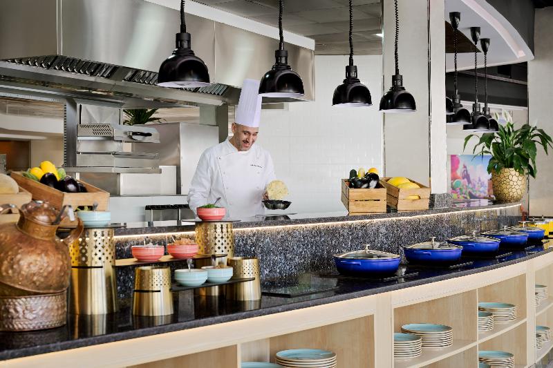 Swissotel Al Murooj Dubai - Restoran