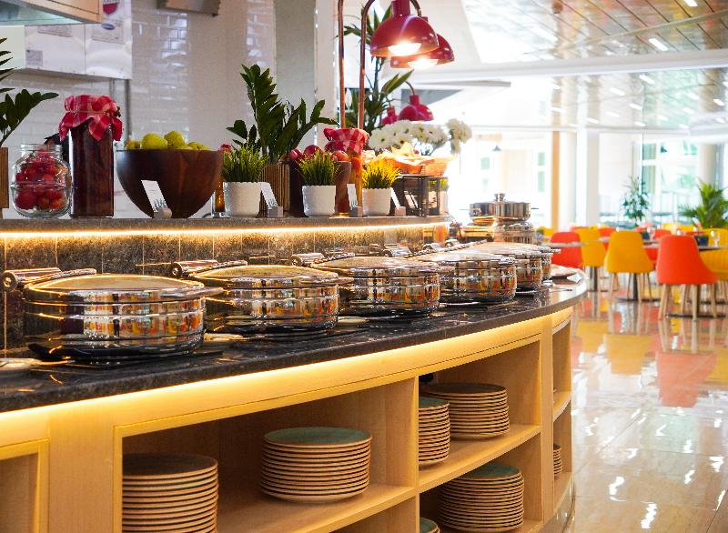 Swissotel Al Murooj Dubai - Restoran