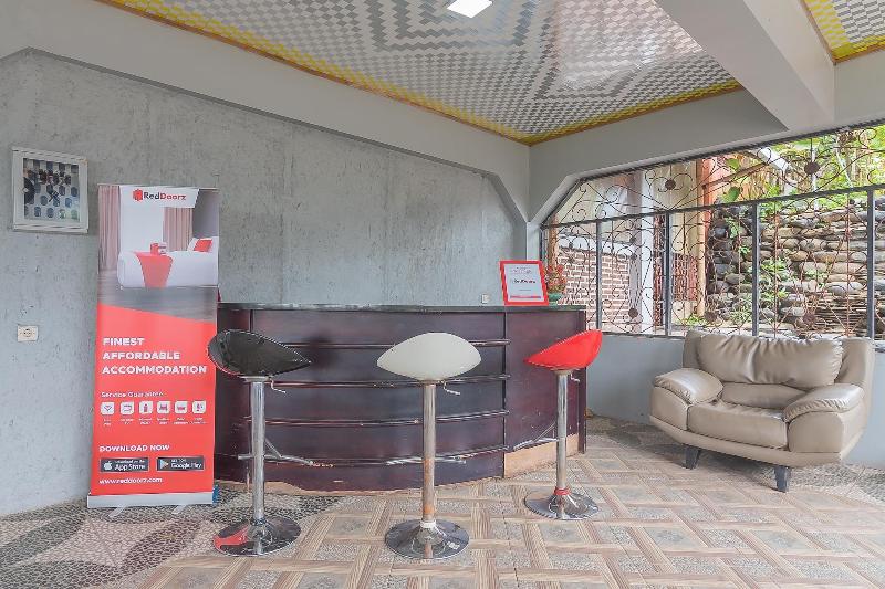 Formerly RedDoorz Resort Batu Apung Purwakarta - Lobi