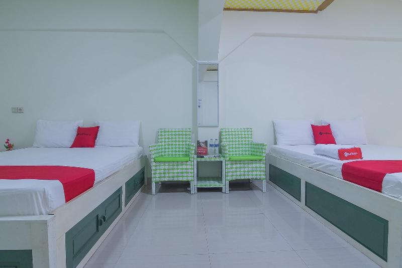 Formerly RedDoorz Resort Batu Apung Purwakarta - Oda
