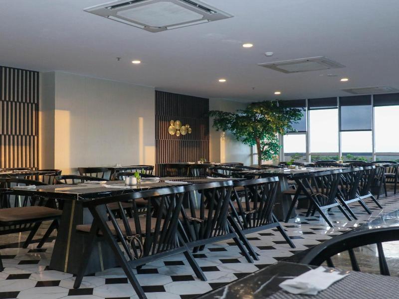 BeSS Mansion Hotel Surabaya - Restoran