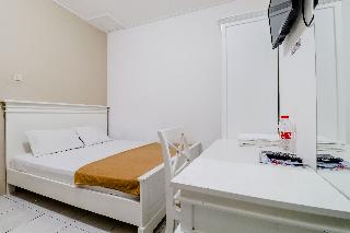 Ratu Guesthouse by ZUZU otel fotoğrafı