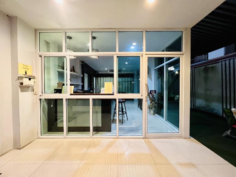 INN Kham Apartment by ZUZU - Lobi