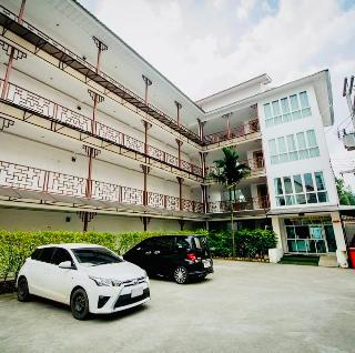 INN Kham Apartment by ZUZU otel fotoğrafı