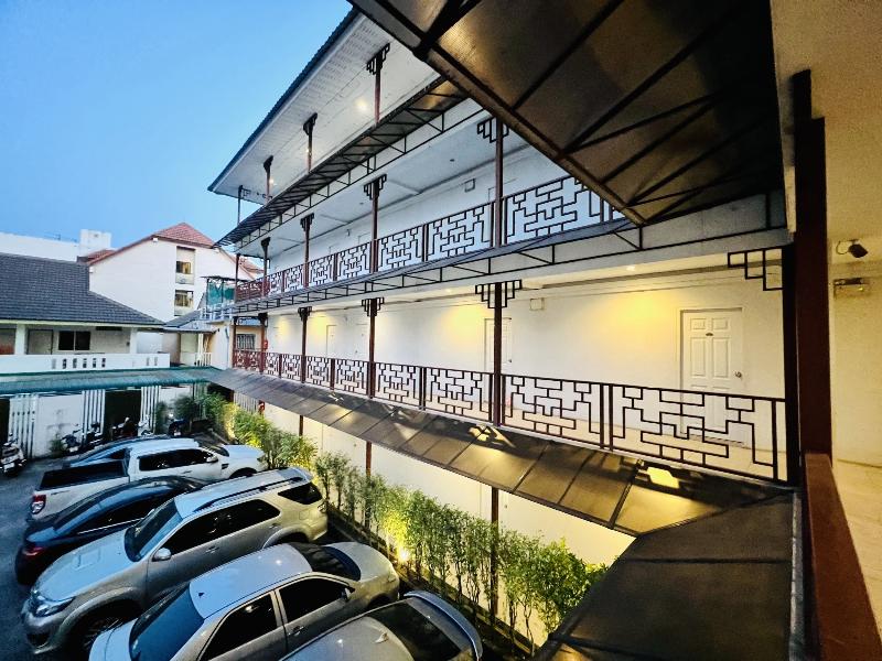 INN Kham Apartment by ZUZU - Genel