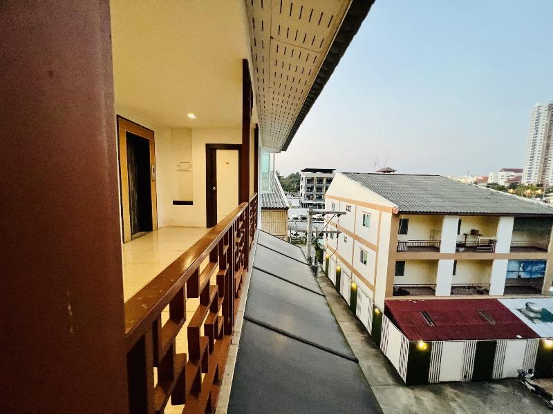 INN Kham Apartment by ZUZU - Genel