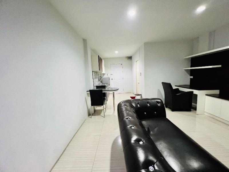 INN Kham Apartment by ZUZU - Oda