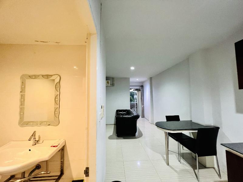 INN Kham Apartment by ZUZU - Oda