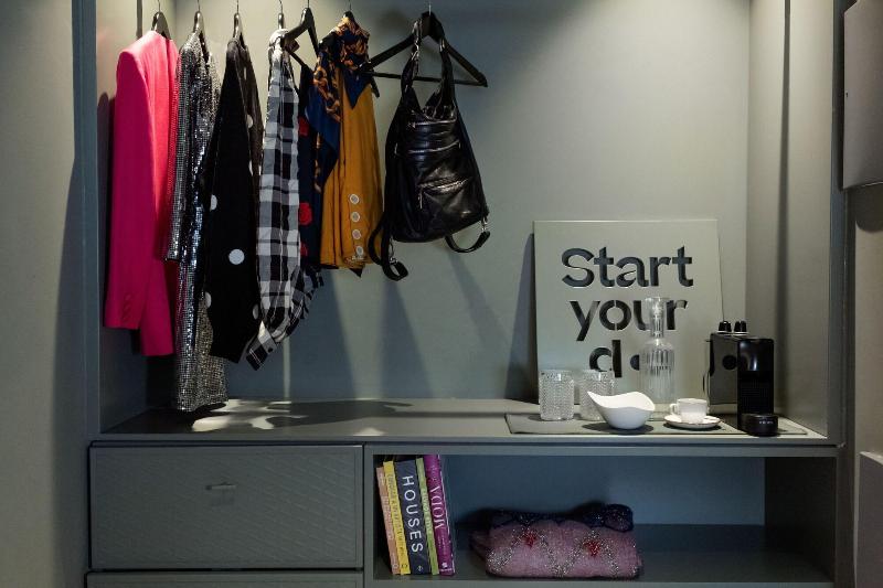 Chic & Basic Dot - Oda