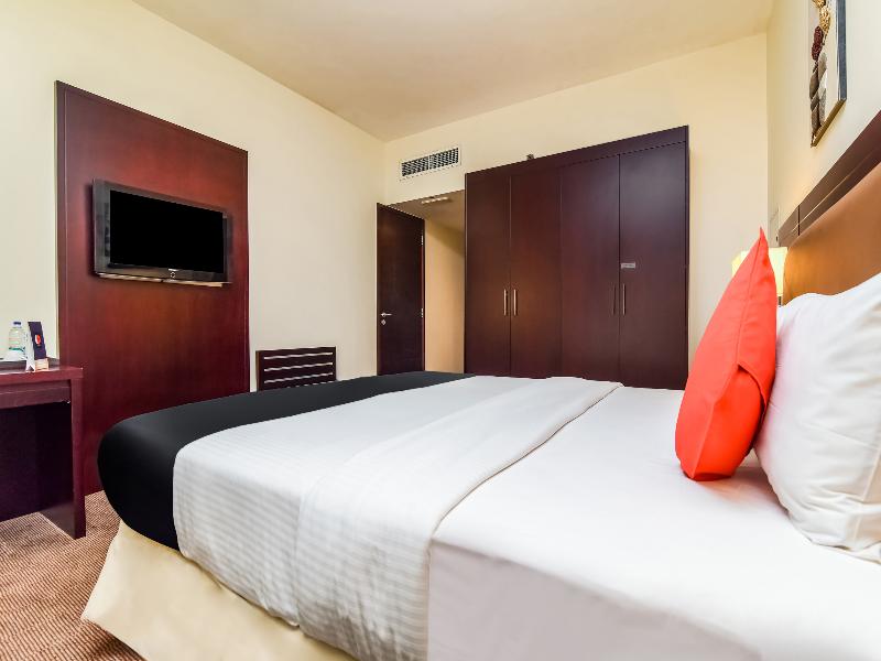Landmark Summit Hotel - Oda