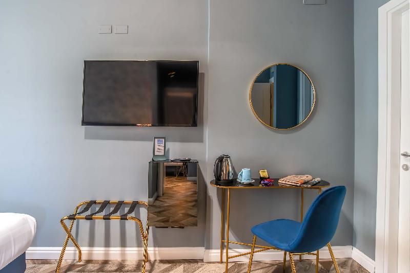 Bloom Hotel Roma - Oda