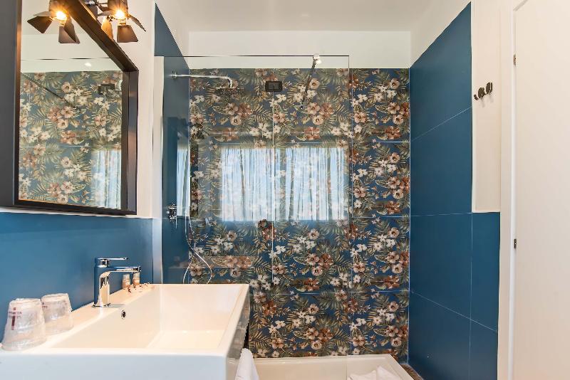 Bloom Hotel Roma - Oda