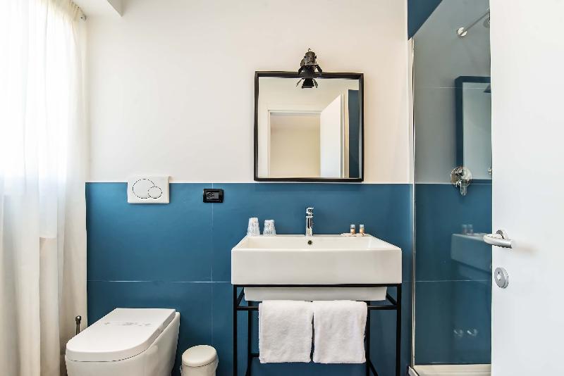 Bloom Hotel Roma - Oda