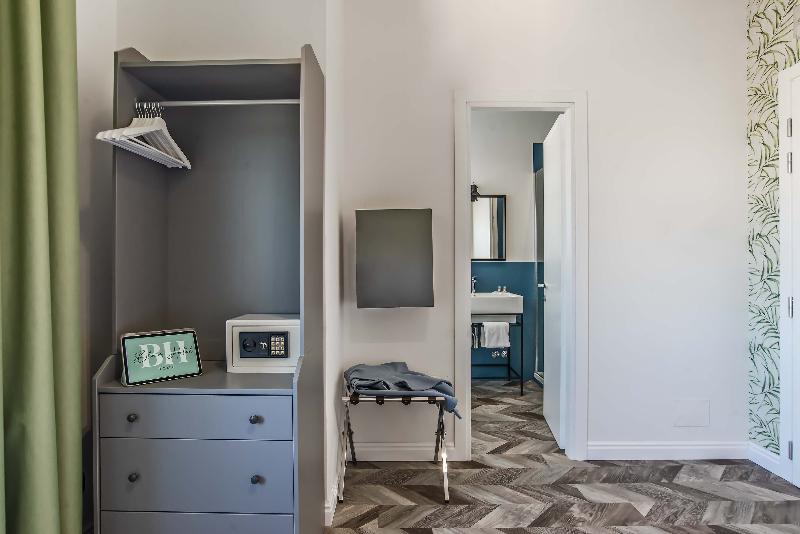 Bloom Hotel Roma - Oda