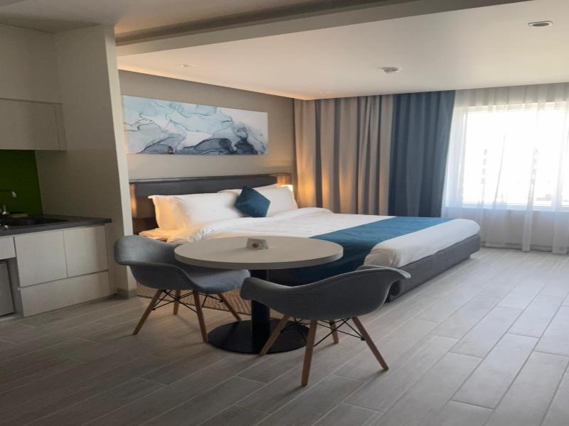 Citadines Al Ghubrah Muscat - Oda