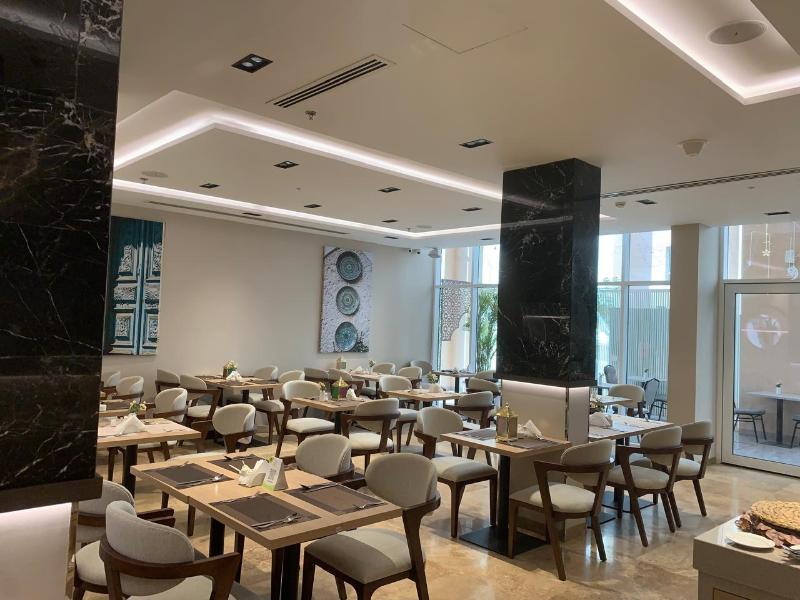 Citadines Al Ghubrah Muscat - Restoran