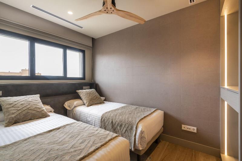 Intelier Core Suites Valencia - Oda