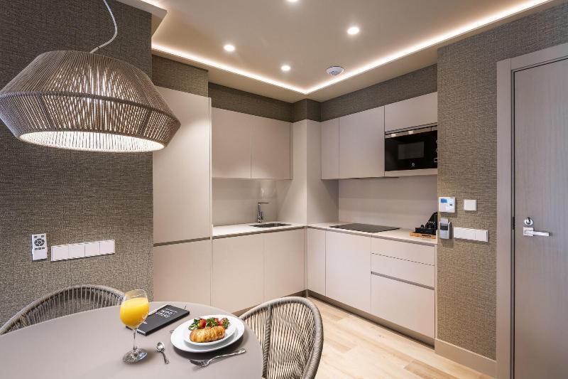 Intelier Core Suites Valencia - Oda