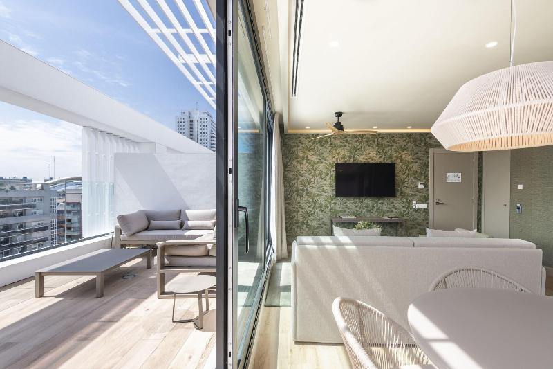 Intelier Core Suites Valencia - Oda