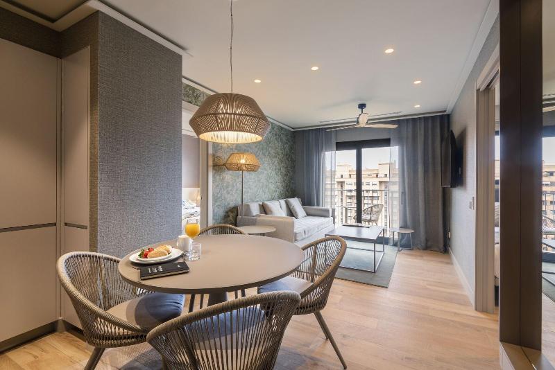 Intelier Core Suites Valencia - Oda