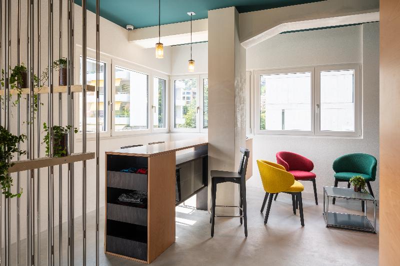 Riva Rooms & Studios - Lobi