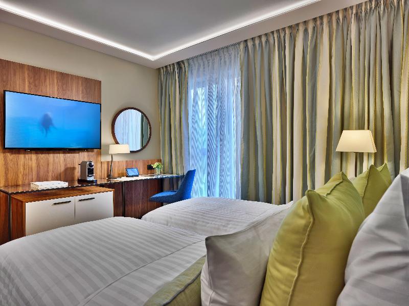 EST Grand Hotel Savoy - Oda