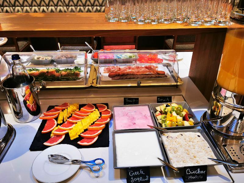 EST Grand Hotel Savoy - Restoran