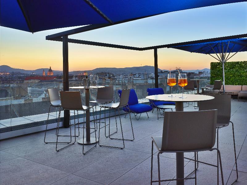 EST Grand Hotel Savoy - Teras
