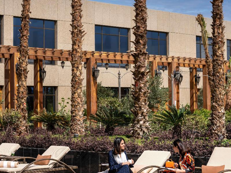 Mövenpick Hotel and Residences Riyadh - Genel