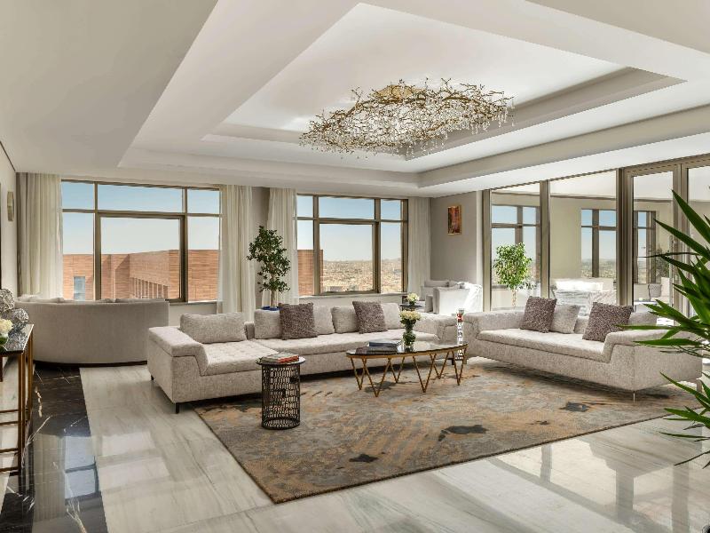 Mövenpick Hotel and Residences Riyadh - Genel