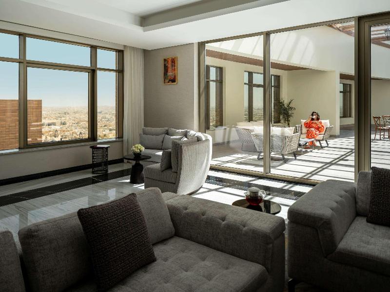 Mövenpick Hotel and Residences Riyadh - Genel