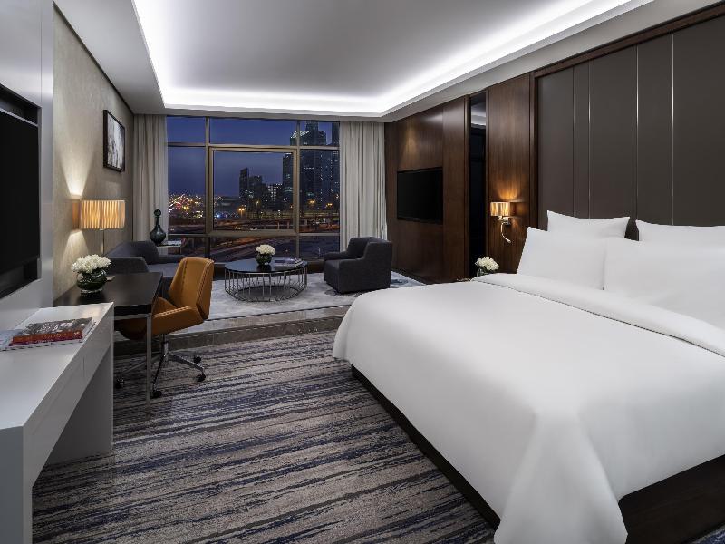 Mövenpick Hotel and Residences Riyadh - Oda