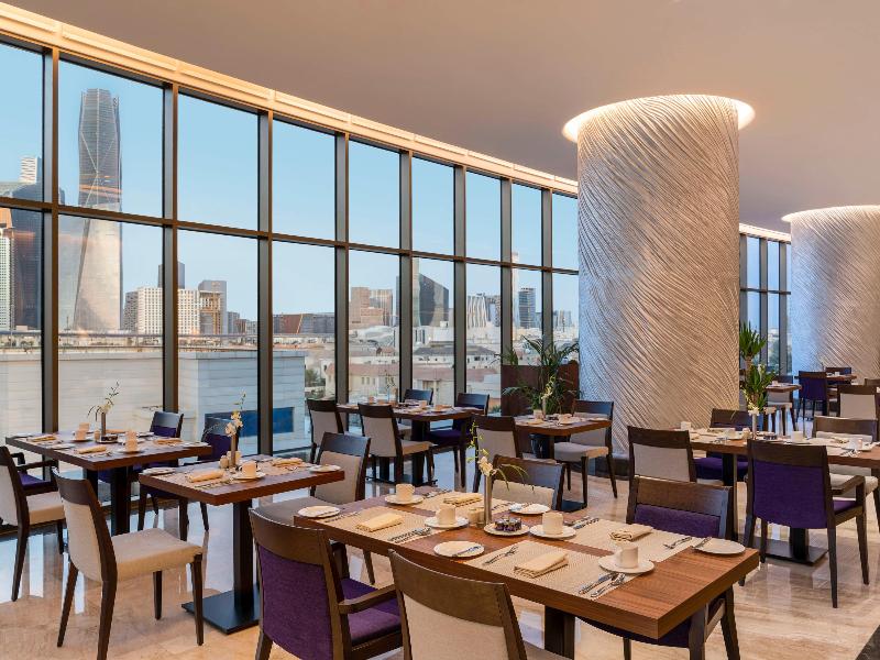 Mövenpick Hotel and Residences Riyadh - Restoran