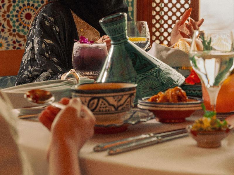 Mövenpick Hotel and Residences Riyadh - Restoran