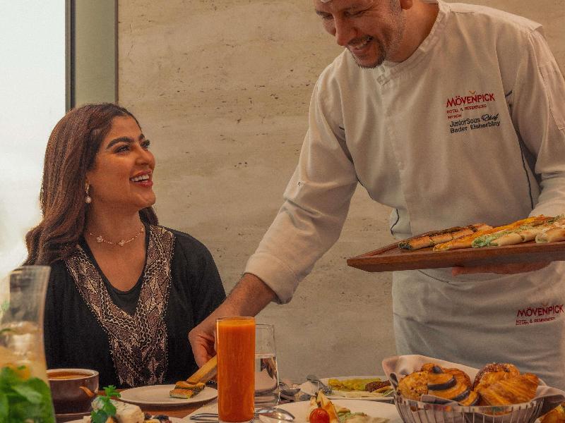 Mövenpick Hotel and Residences Riyadh - Restoran