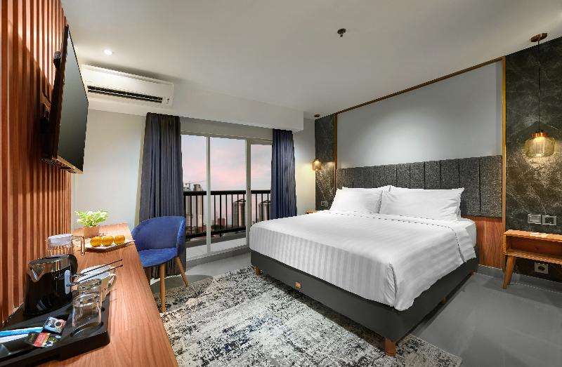 Aston Inn Jemursari - Oda